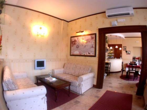 אפרגולה Amaranto Hotel מראה חיצוני תמונה