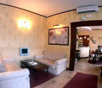 אפרגולה Amaranto Hotel מראה חיצוני תמונה